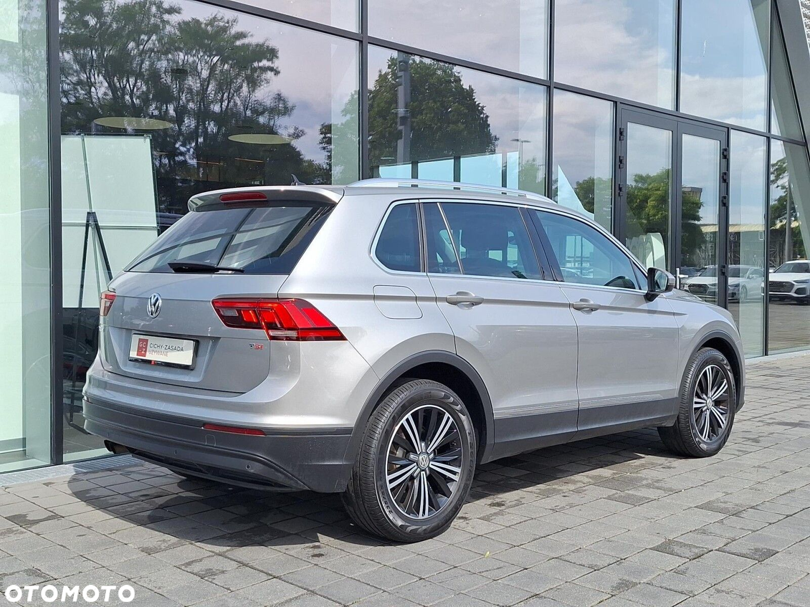 Volkswagen Tiguan 1.4 TSI Trend&Fun - 30