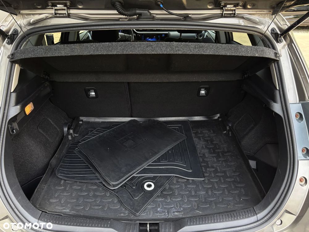 Toyota Auris - 35