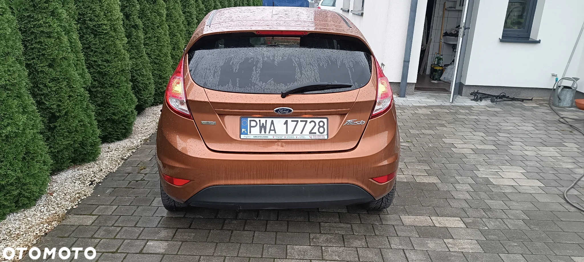 Ford Fiesta 1.5 TDCi Ambiente - 10
