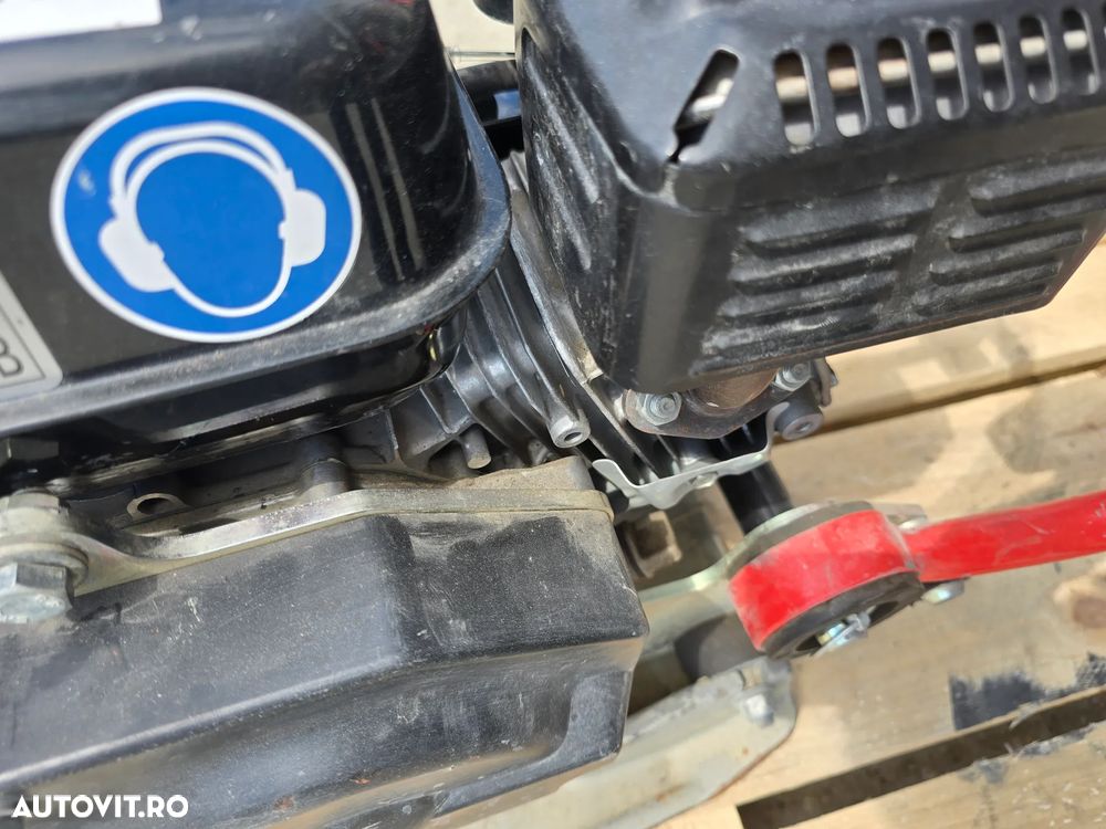 Ammann Placa Compactoare Ammann APF 12/40 HO | An 2021 | Rezervor Apa | Stare Top, Motor Honda GX120 - 6