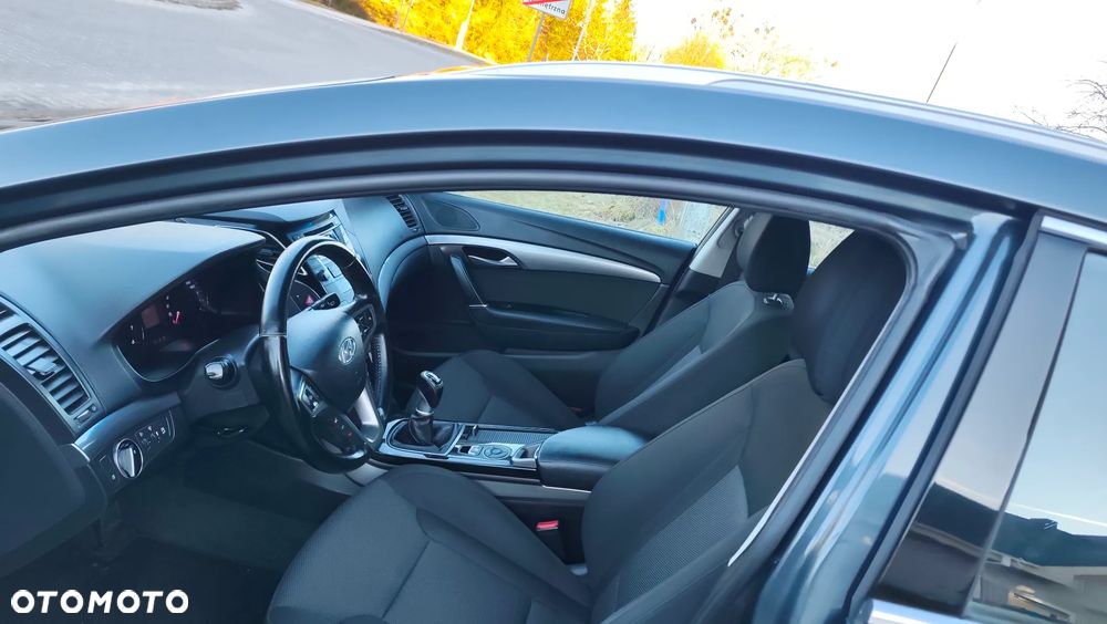 Hyundai i40 Kombi blue 1.6 Family+ - 4