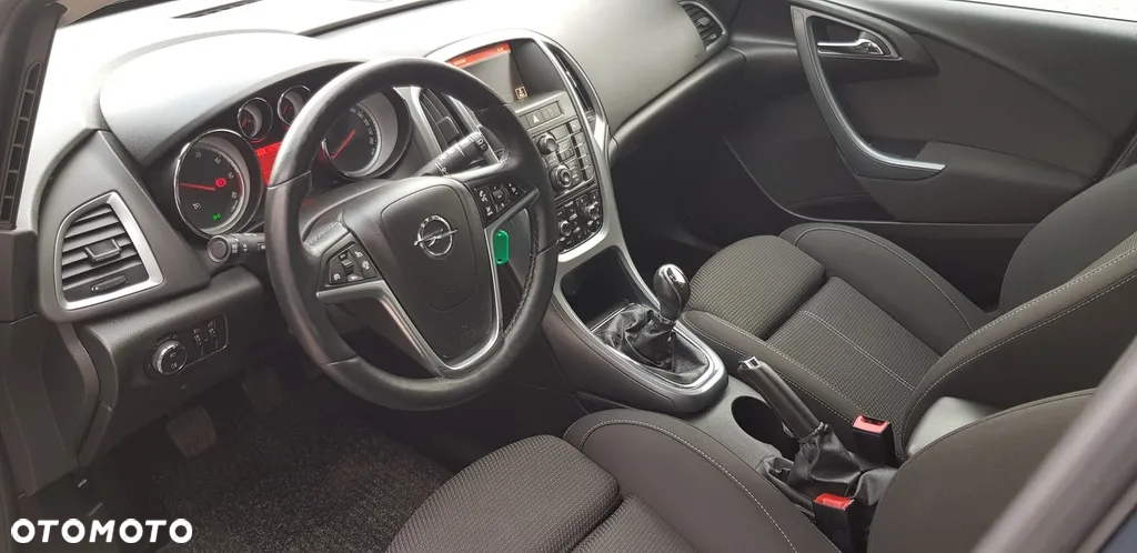 Opel Astra 1.6 CDTI DPF ecoFLEX Sports TourerStart/Stop Exklusiv - 10