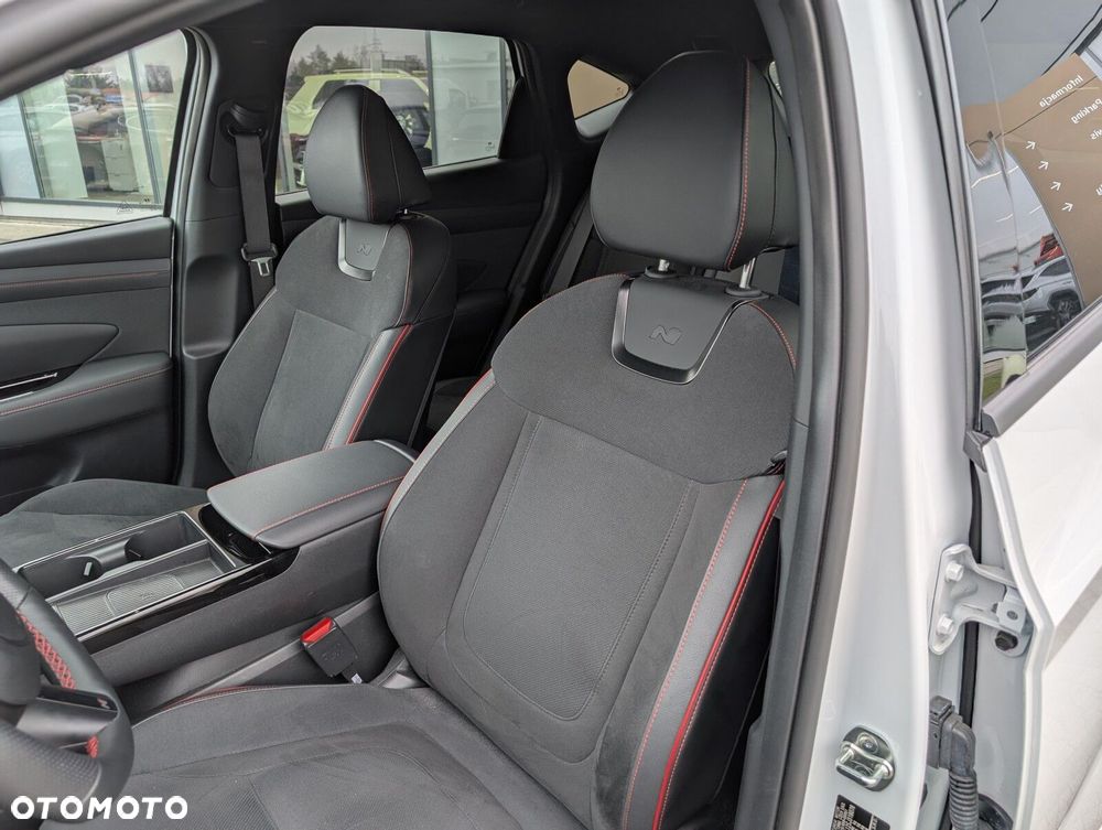 Hyundai Tucson 1.6 T-GDi HEV N-Line 2WD - 12