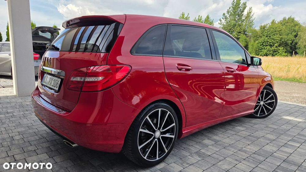 Mercedes-Benz Klasa B 200 (BlueEFFICIENCY) - 23