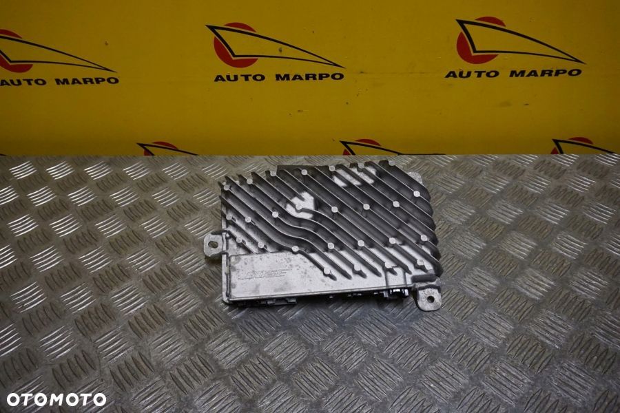 CHEVROLET CORVETTE C8 2020 - Wzmacniacz Audio Radio BOSE USA - 2