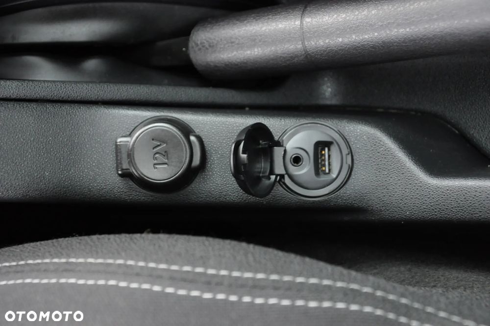 Citroën C3 e-HDi 70 EGS Selection - 25