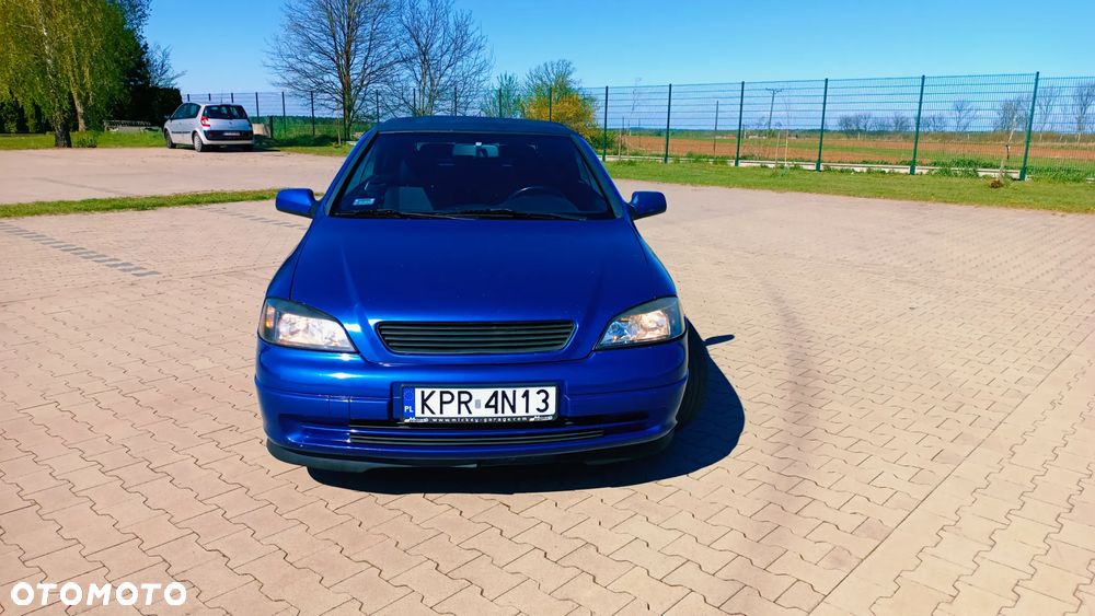 Opel Astra 1.8 Bertone - 9