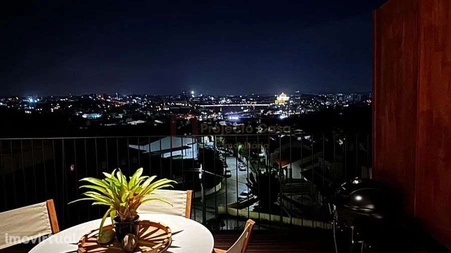 Apartamento de Prestígio com 3 Suítes e Excelente Luminosidade - Grande imagem: 2/13