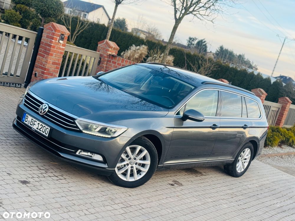 Volkswagen Passat 2.0 TDI SCR DSG Highline - 34