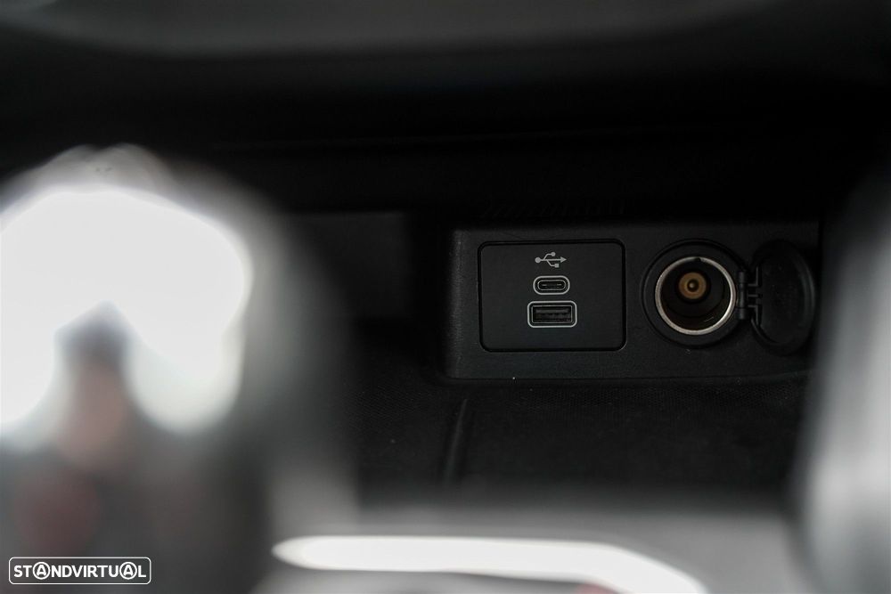 Ford Focus SW 1.0 EcoBoost ST-Line - 22