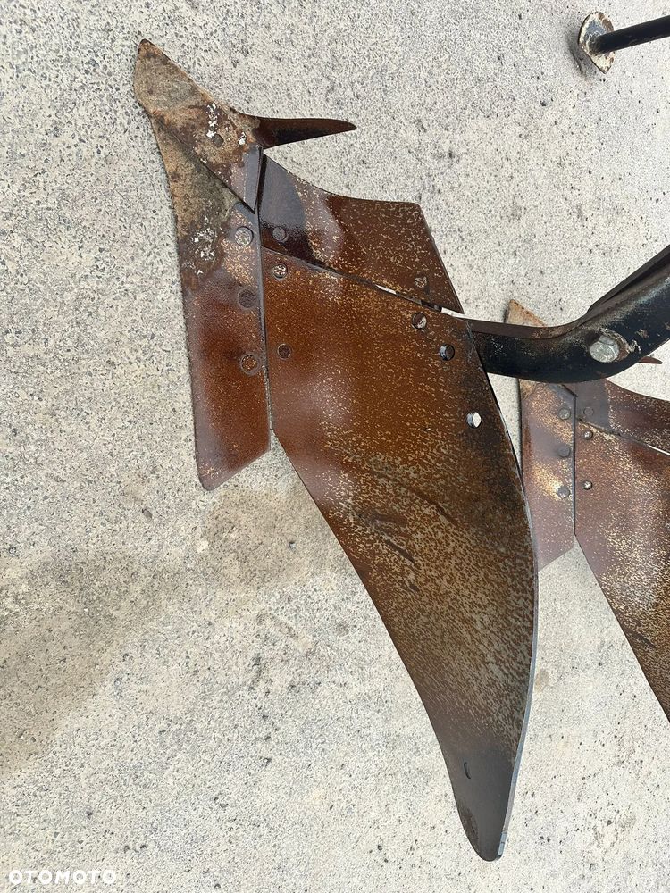 Gregoire Besson RC 47 6 skibowe - 5