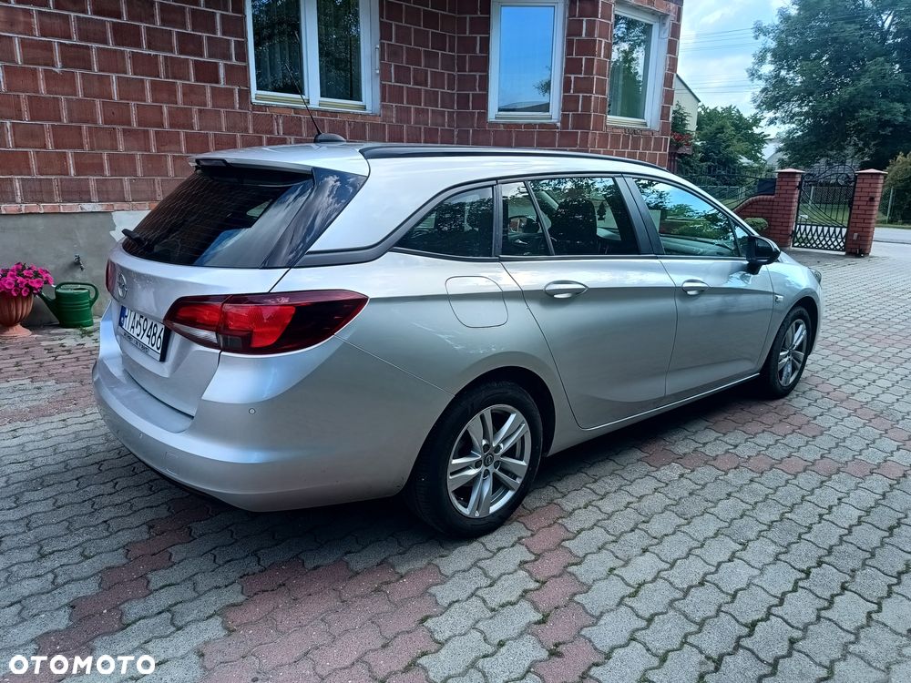 Opel Astra - 2