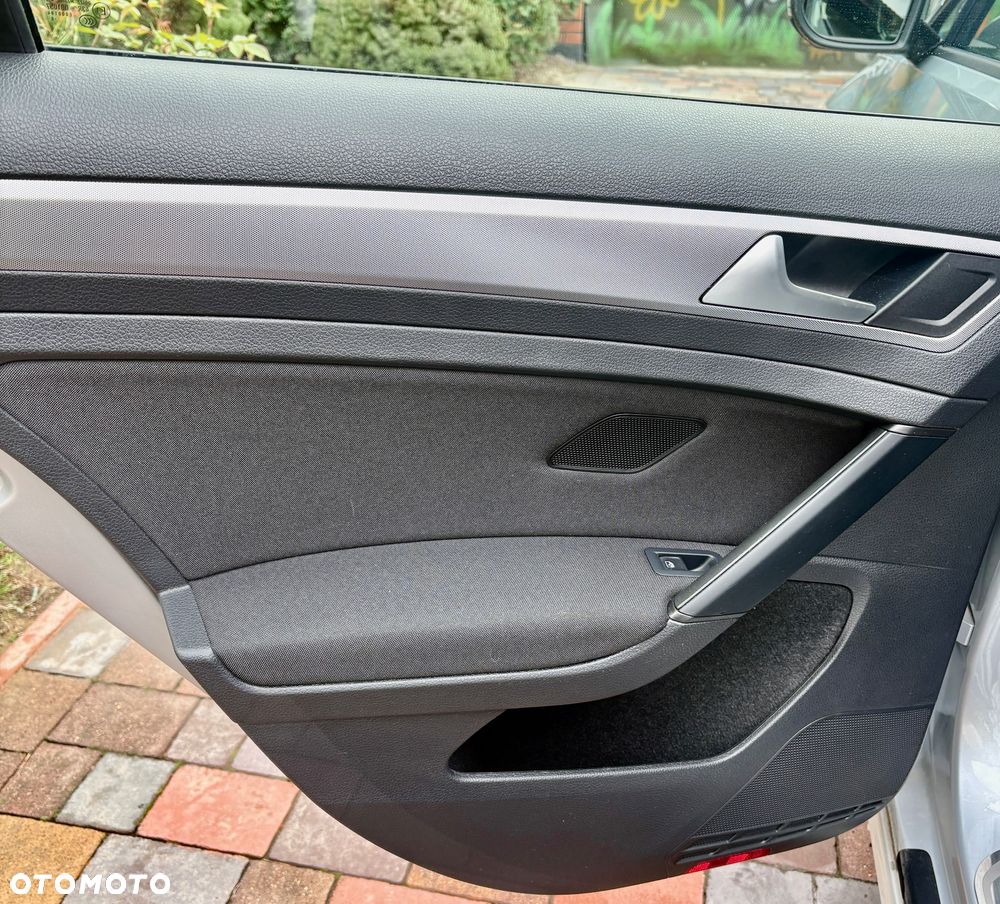 Volkswagen Golf VII 1.4 TSI BMT City - 25