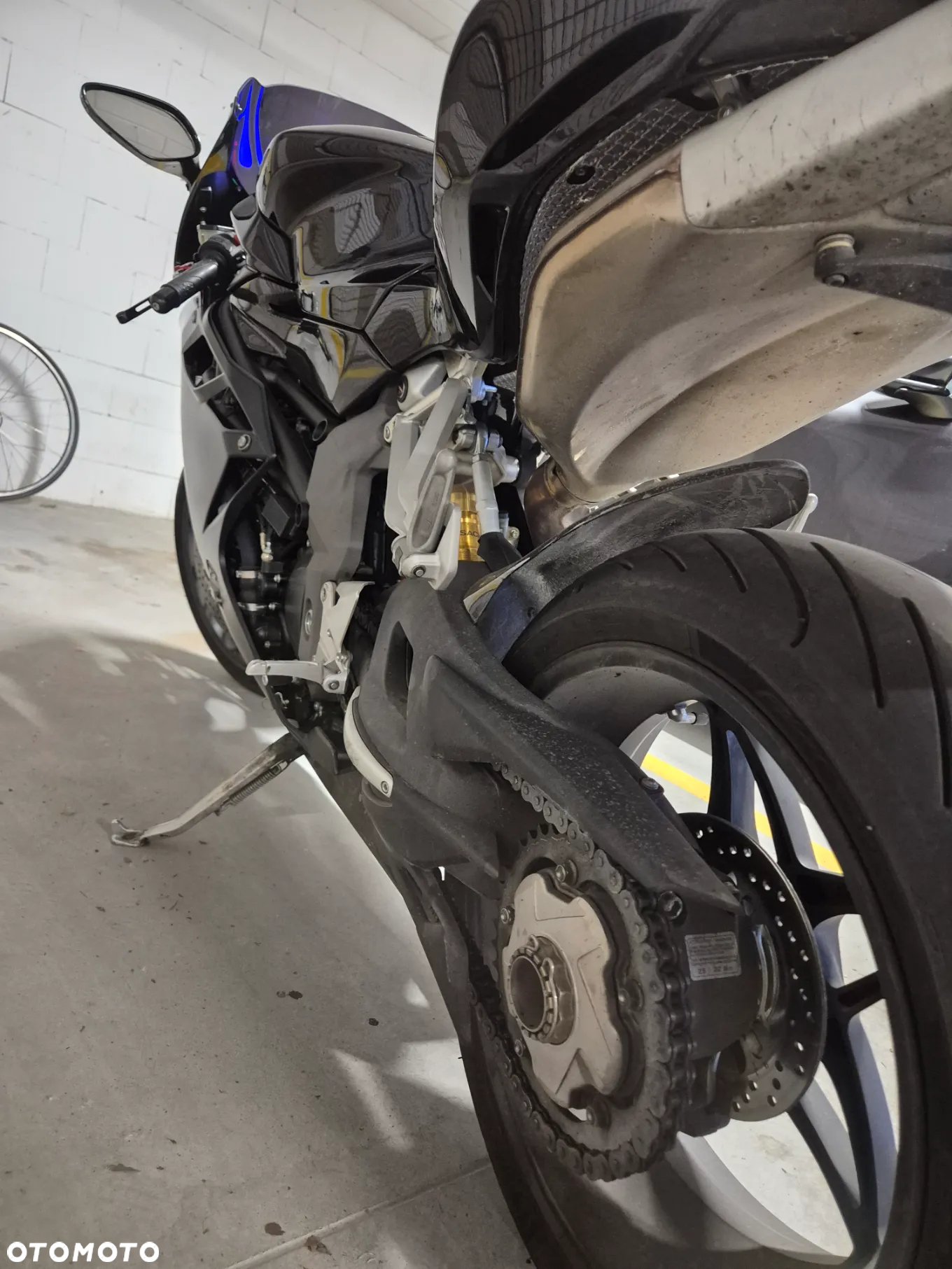 MV AGUSTA F4 - 11
