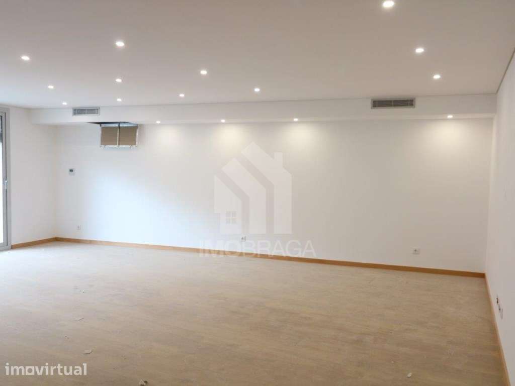 Venda Apartamento T3 Novo, em Azurém (Guimarães) - Grande imagem: 4/36