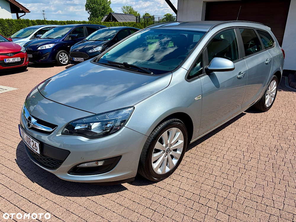 Opel Astra IV 1.4 T Cosmo - 18