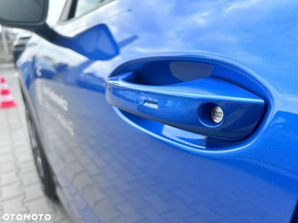 Volkswagen T-Roc - 28