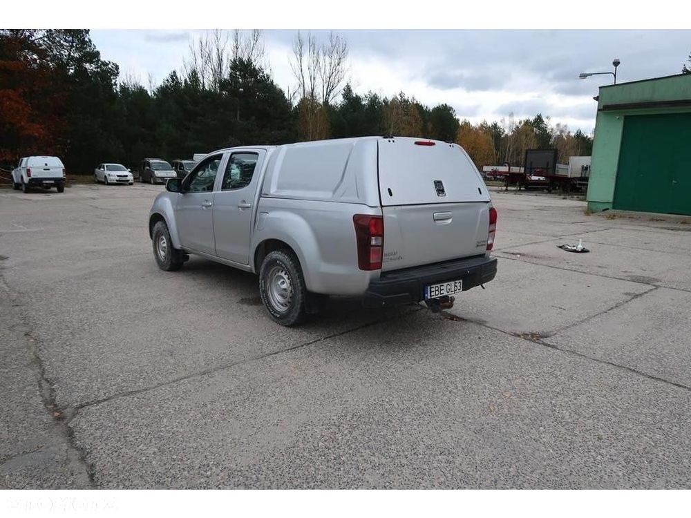 Isuzu D-Max - 4