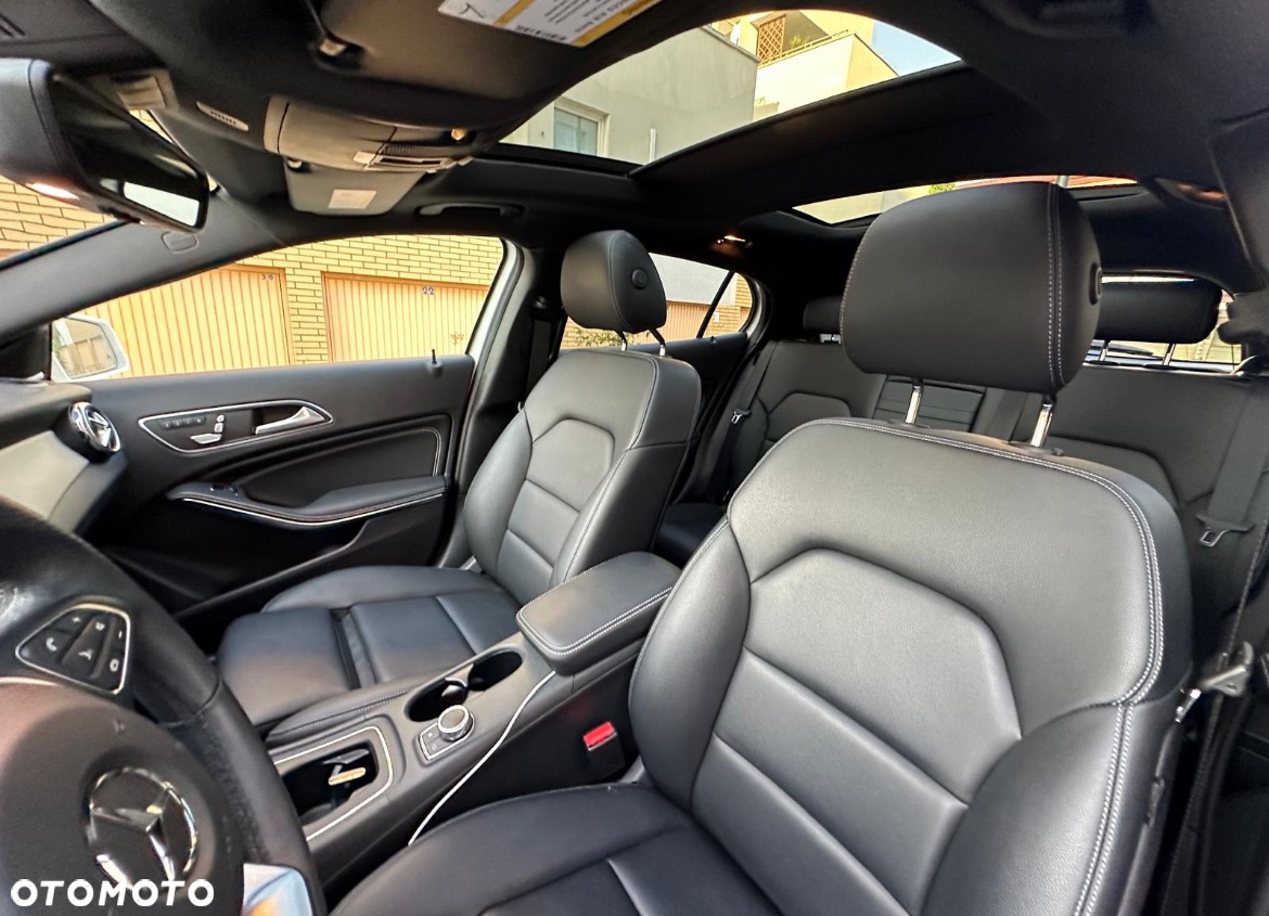Mercedes-Benz GLA 250 4-Matic - 10