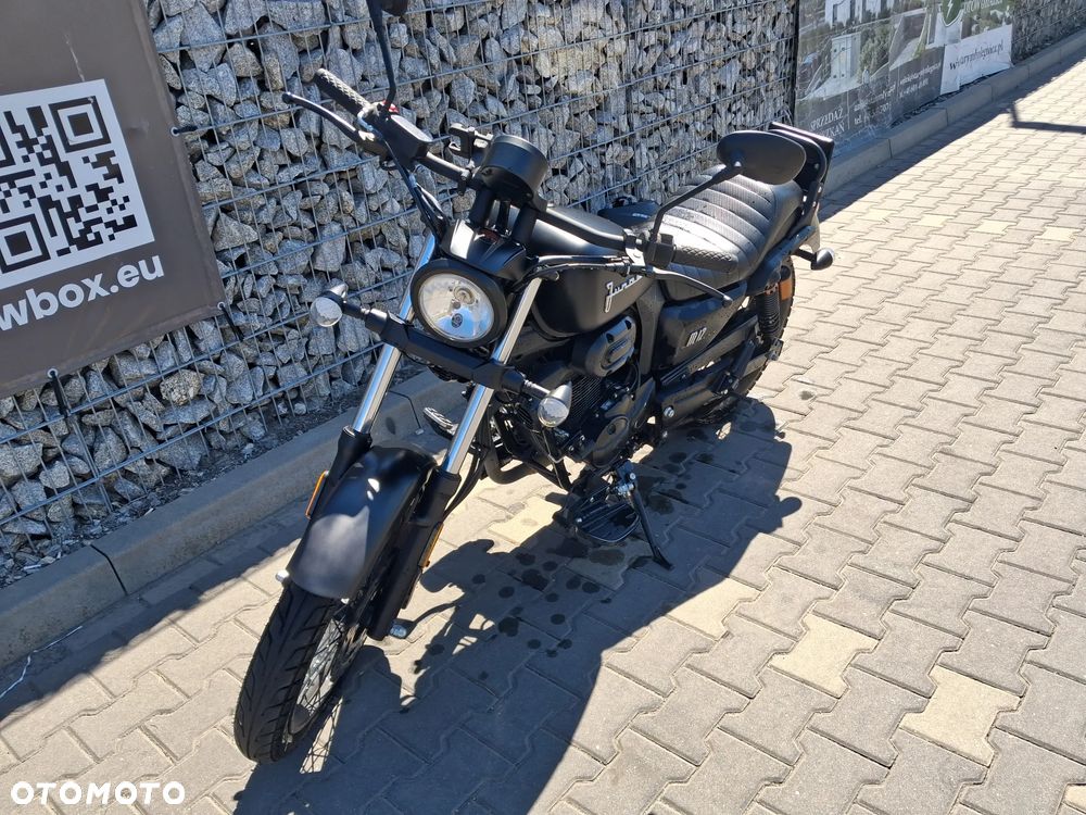 Junak M12 - 12