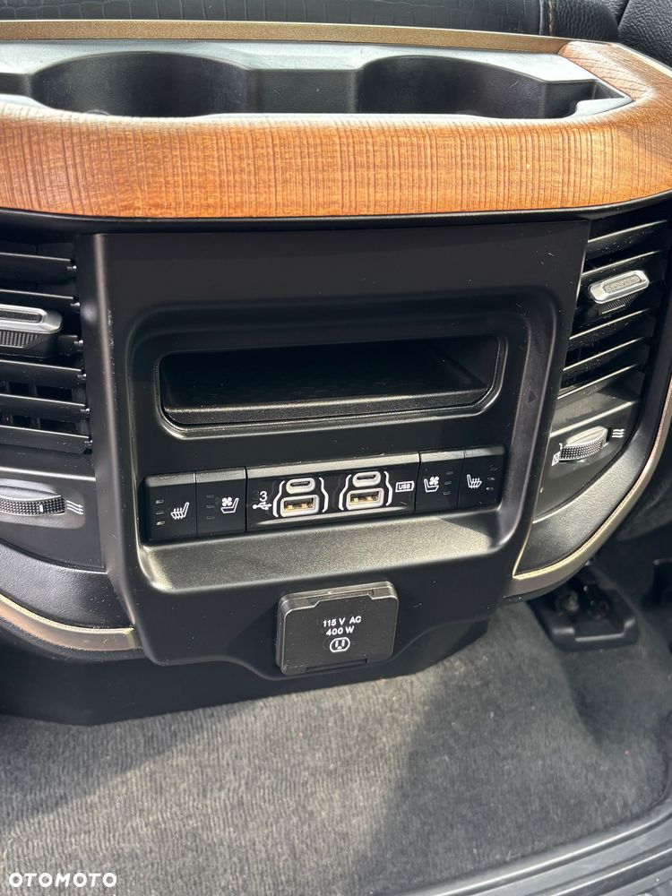 RAM 1500 5.7 Crew Cab Longhorn - 11