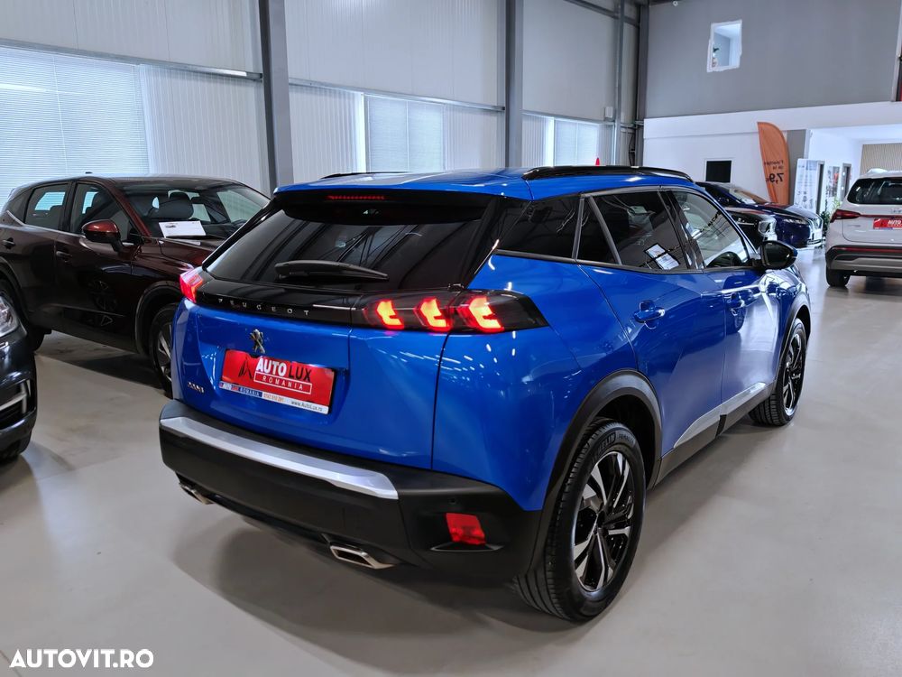 Peugeot 2008 PureTech 130 EAT8 Allure - 4