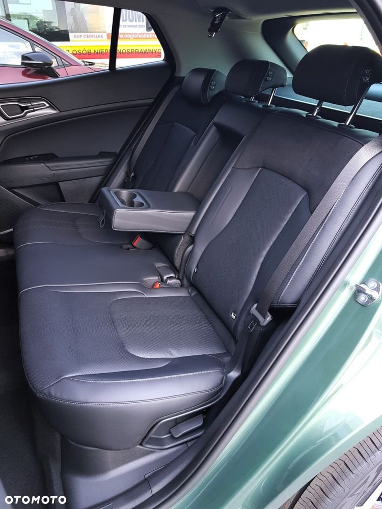 Kia Sportage 1.6 T-GDI HEV Business Line 2WD - 41