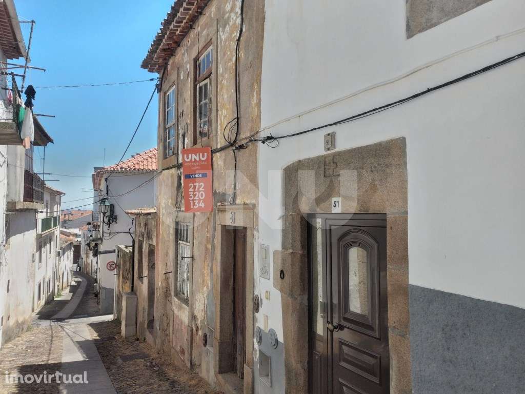 Moradia com 4 frações de utilização independente - Zona Histórica - Grande imagem: 3/7