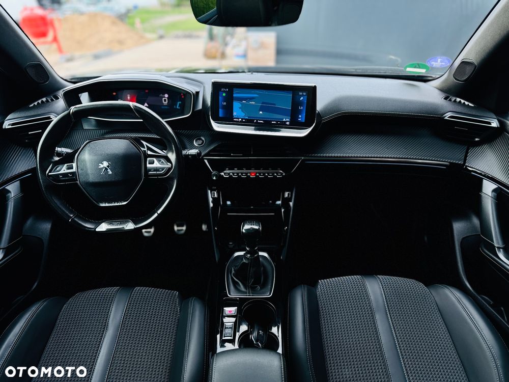 Peugeot 2008 PureTech 130 GT - 11