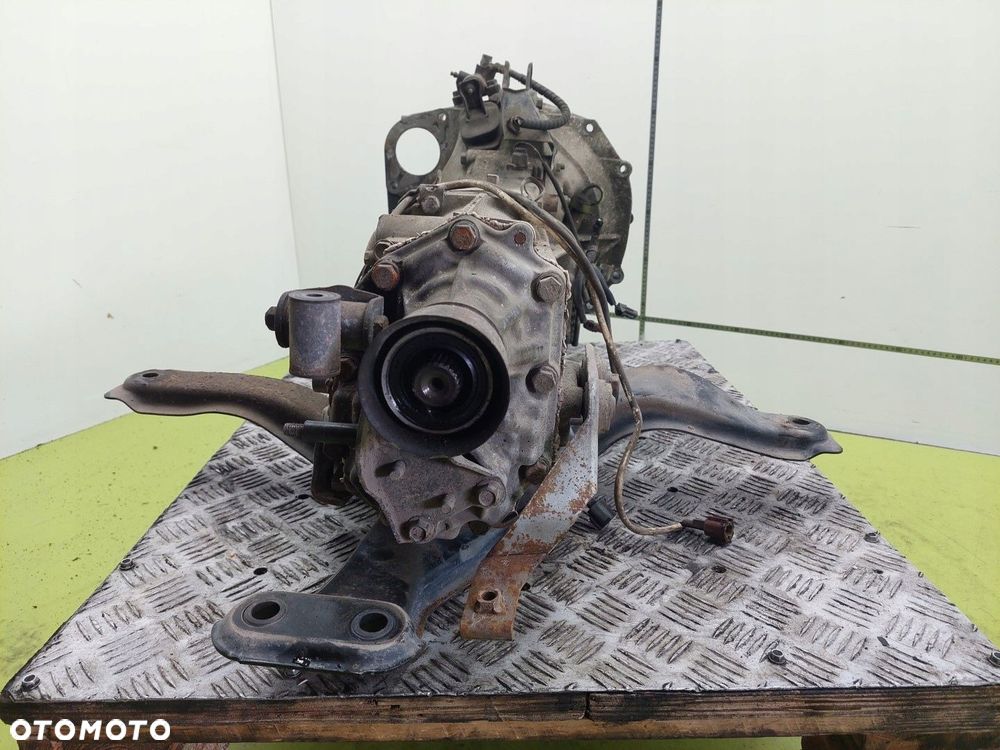 Skrzynia biegów Manualna Subaru Legacy IV 2003-2009 2,0 DOHC - 2