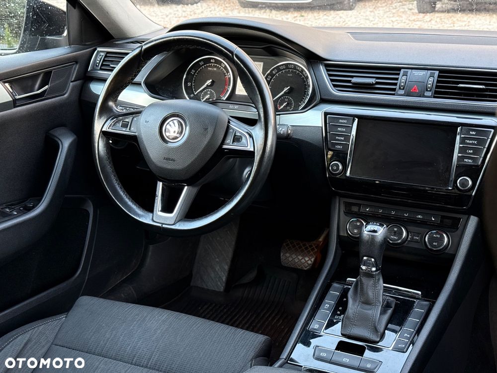 Skoda Superb 2.0 TSI 4x4 Ambition DSG - 22