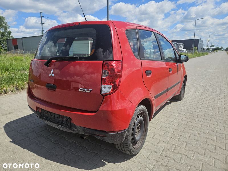 Mitsubishi Colt 1.1 Invite - 4