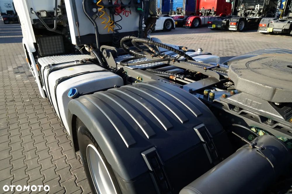 Scania R 650 / V8 / 6x4 / HYDRAULIKA /  DMC: 100.000 KG / I-PARK COOL / 3 OSIOWY CIĄGNIK SIODŁOWY / OPONY 100% - 14