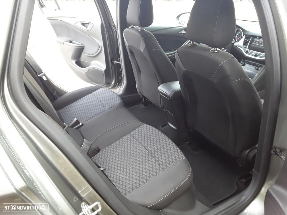 Opel Astra Sports Tourer 1.6 D (CDTI) Business - 11