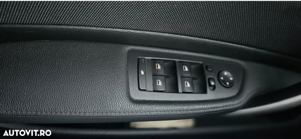 BMW Seria 1 120d DPF - 5