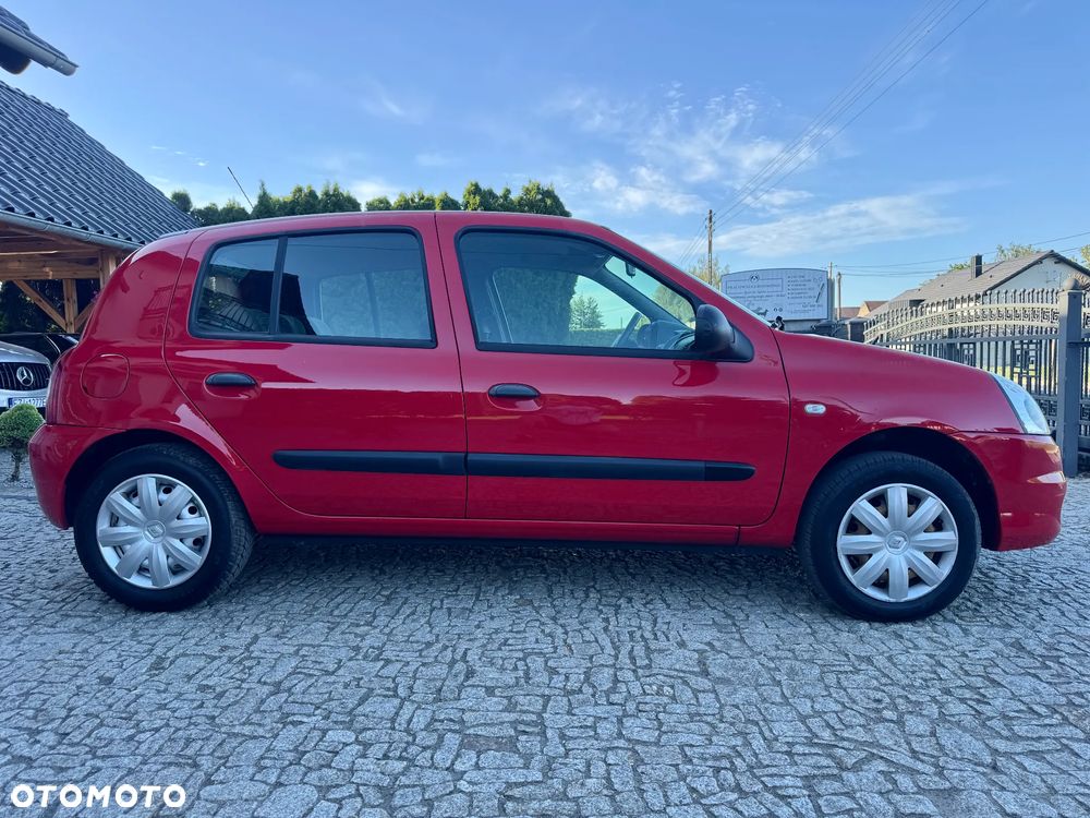 Renault Clio 1.2 Campus Authentique - 4