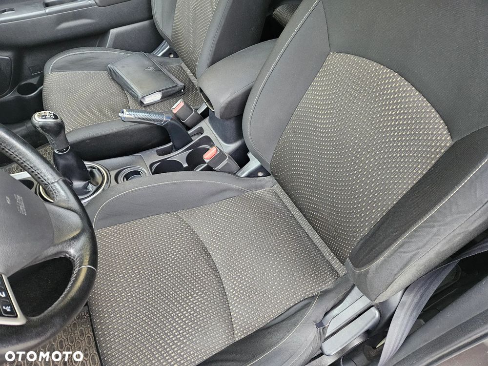 Mitsubishi ASX 1.6 2WD Invite - 10