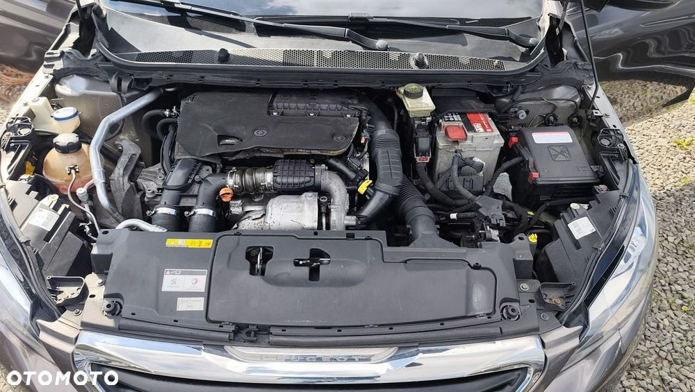 Peugeot 308 BlueHDi FAP 120 Stop&Start GT-Line Edition - 25