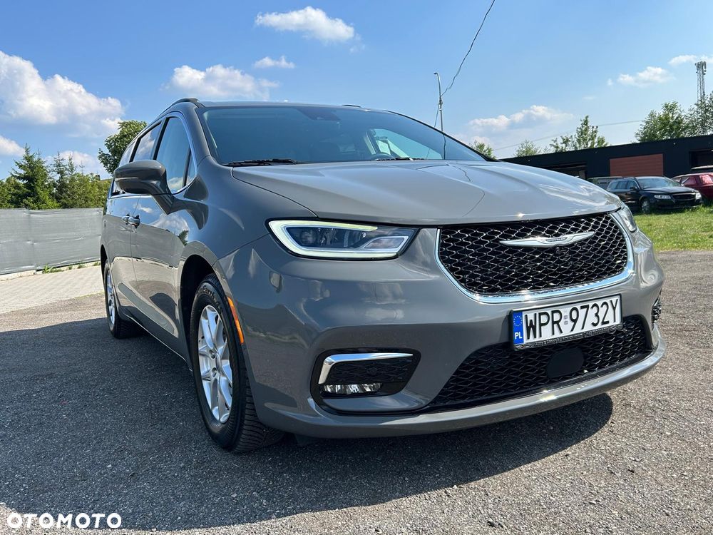 Chrysler Pacifica - 7