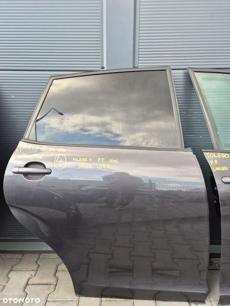 SEAT TOLEDO III DRZWI / KLAPA BAGAŻNIKA / ZDERZAK (CZARNY L59N ) - 5