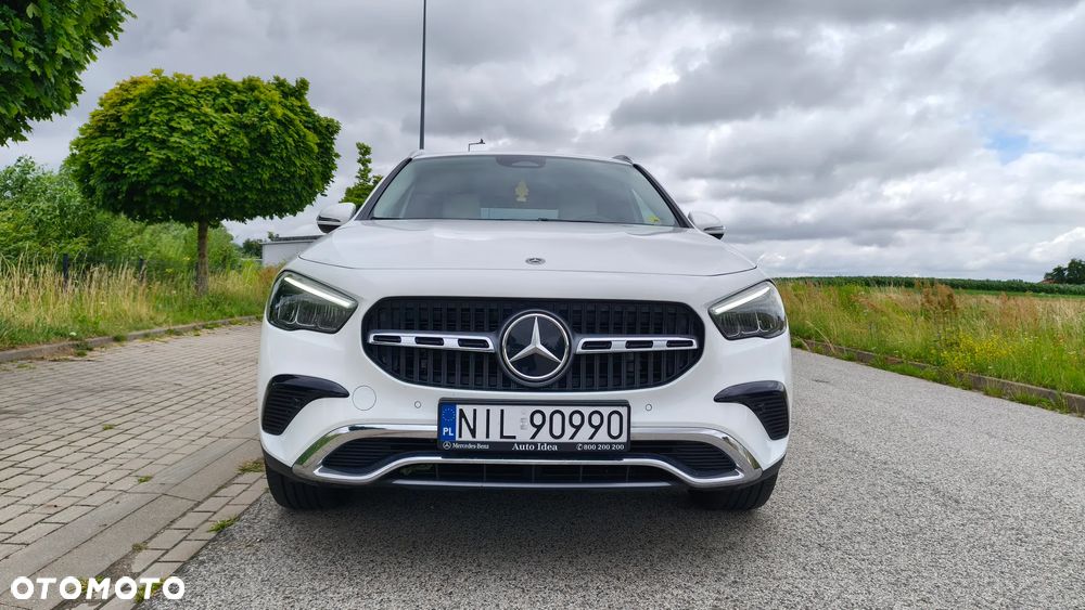 Mercedes-Benz GLA 200 Style - 2