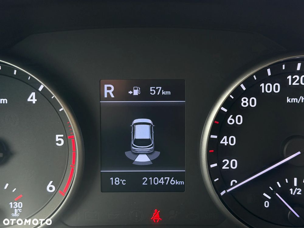 Hyundai i30 1.6 D Comfort DCT - 29