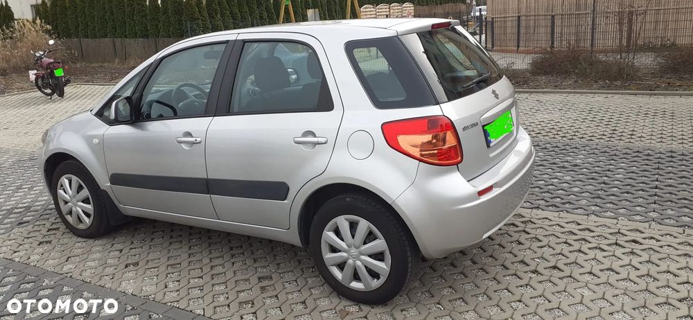 Suzuki SX4 1.5 Comfort - 6
