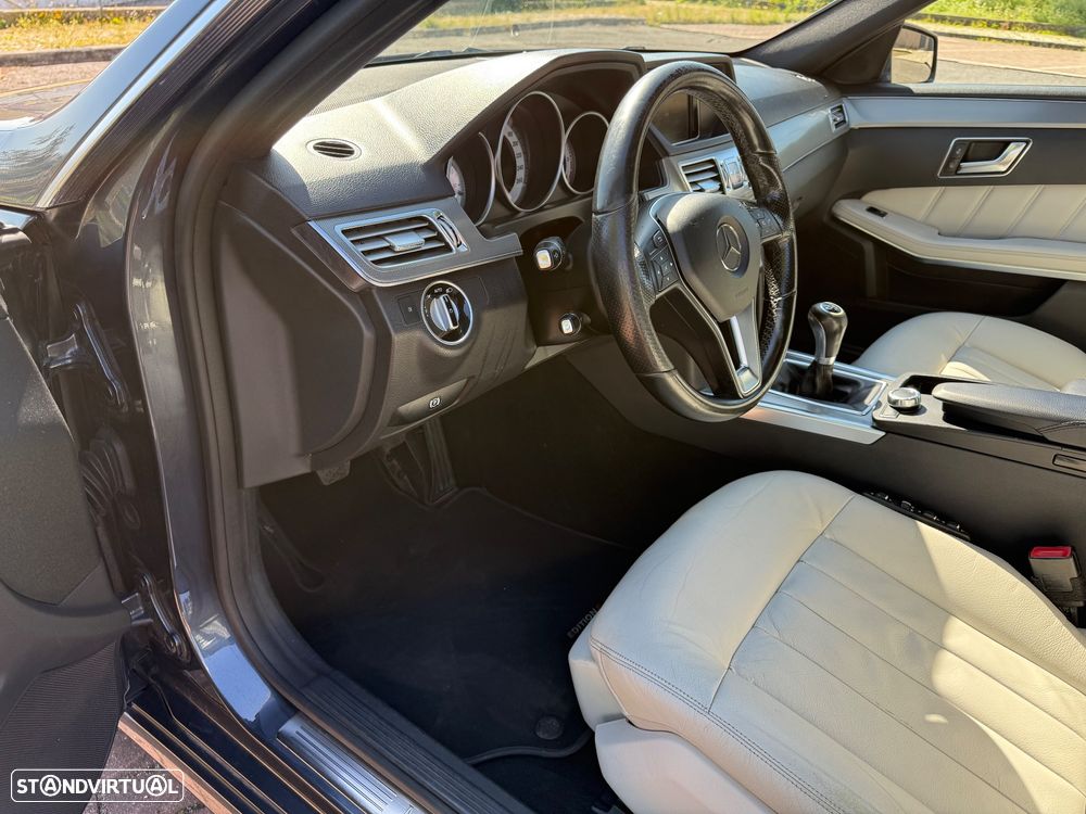 Mercedes-Benz E 200 - 25