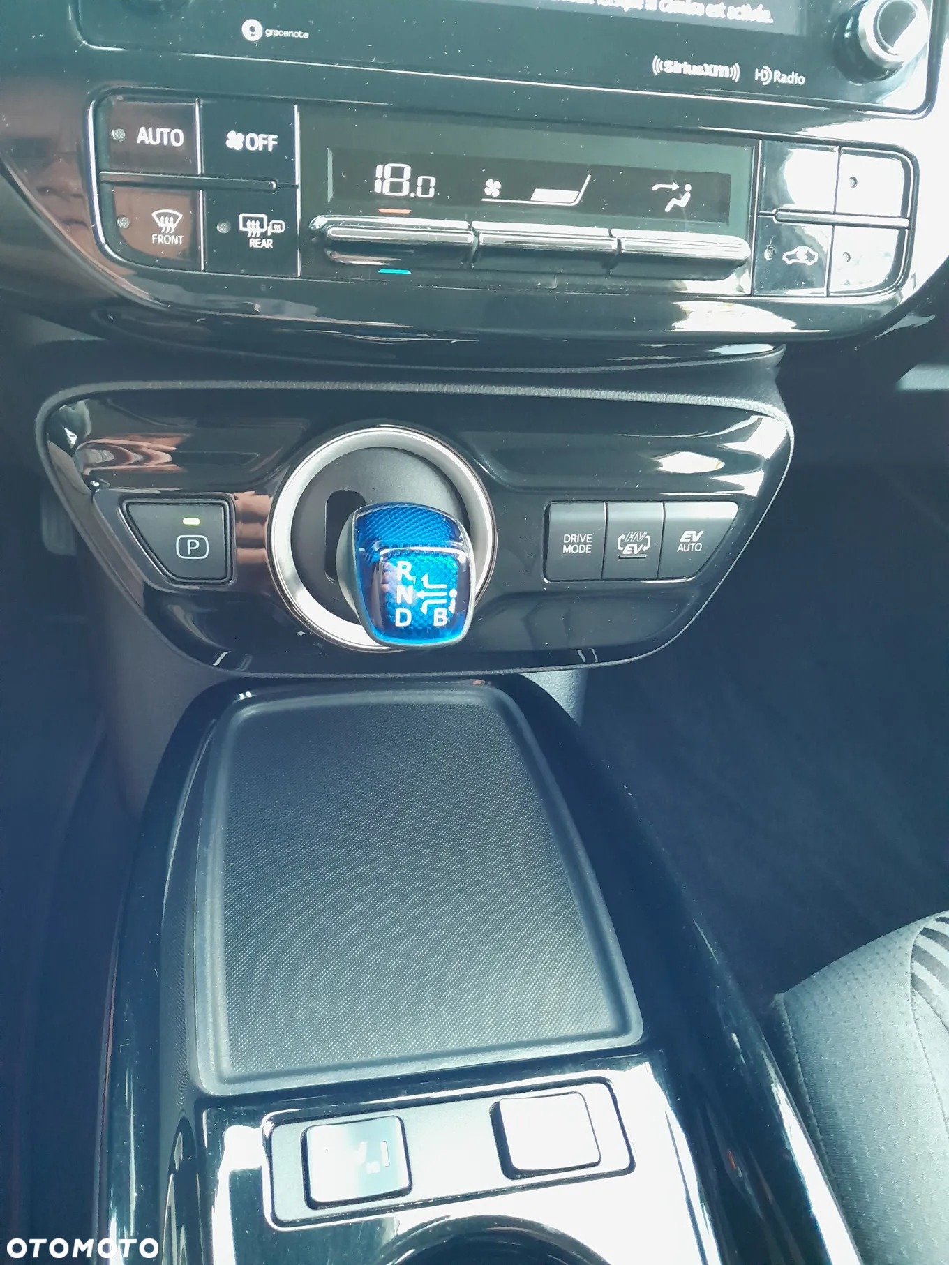 Toyota Prius - 17