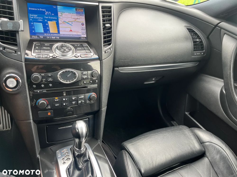 Infiniti FX FX30d S - 10