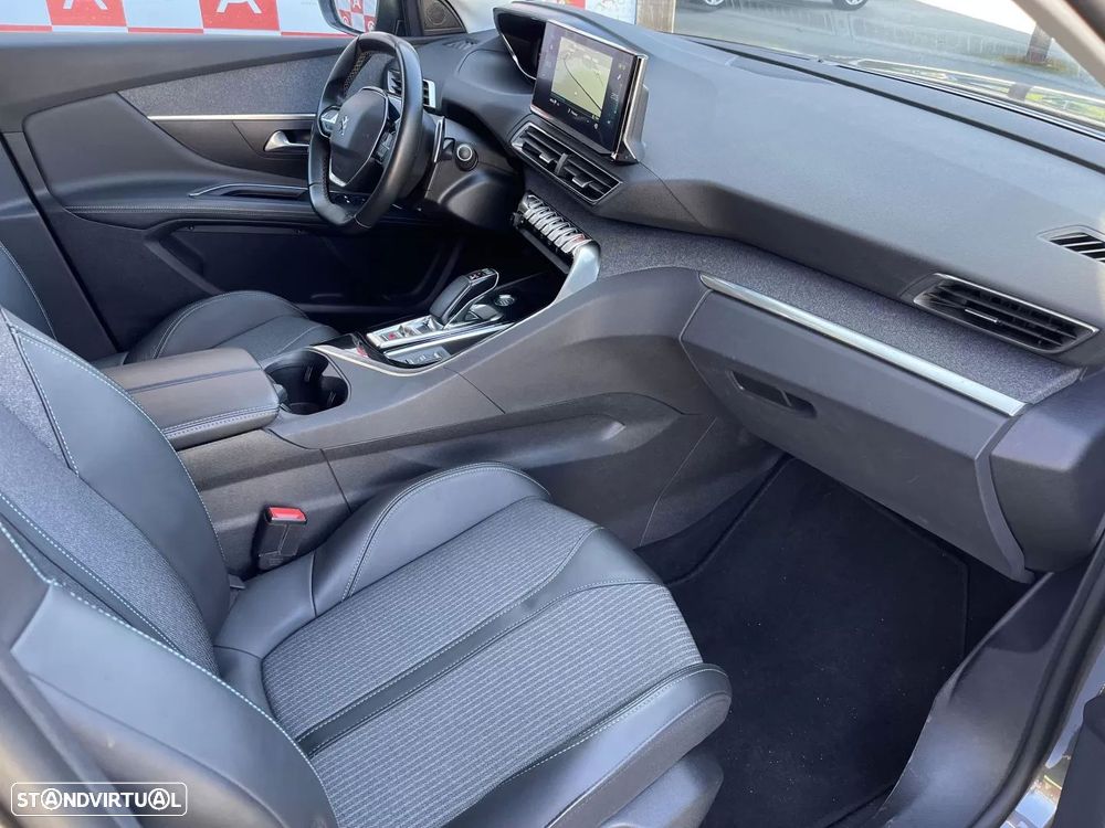 Peugeot 3008 1.6 Hybrid Allure Pack e-EAT8 - 15