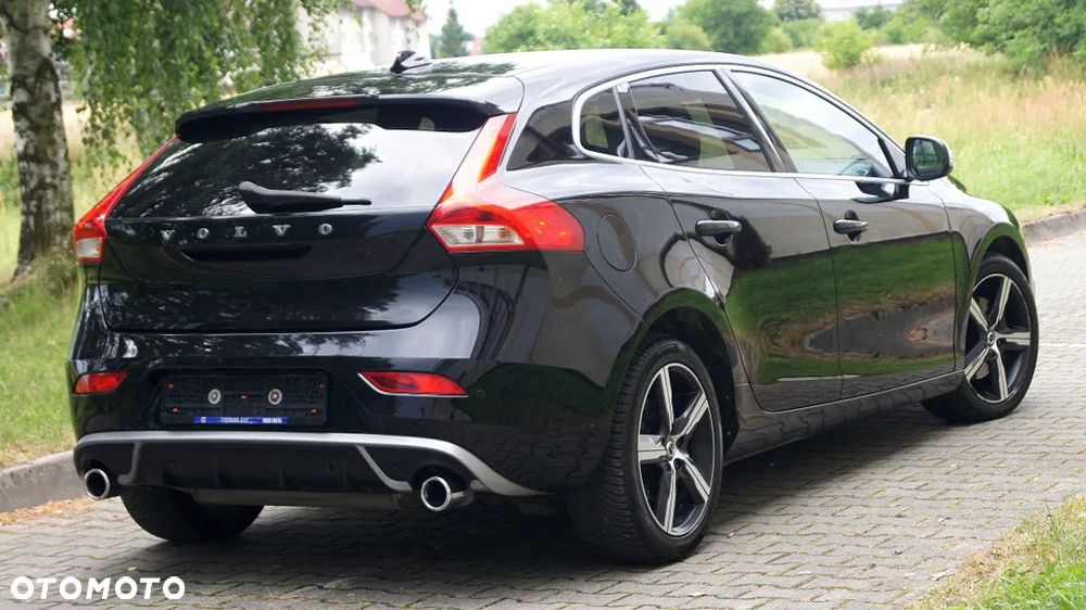 Volvo V40 T3 Drive-E R-Design Momentum - 9