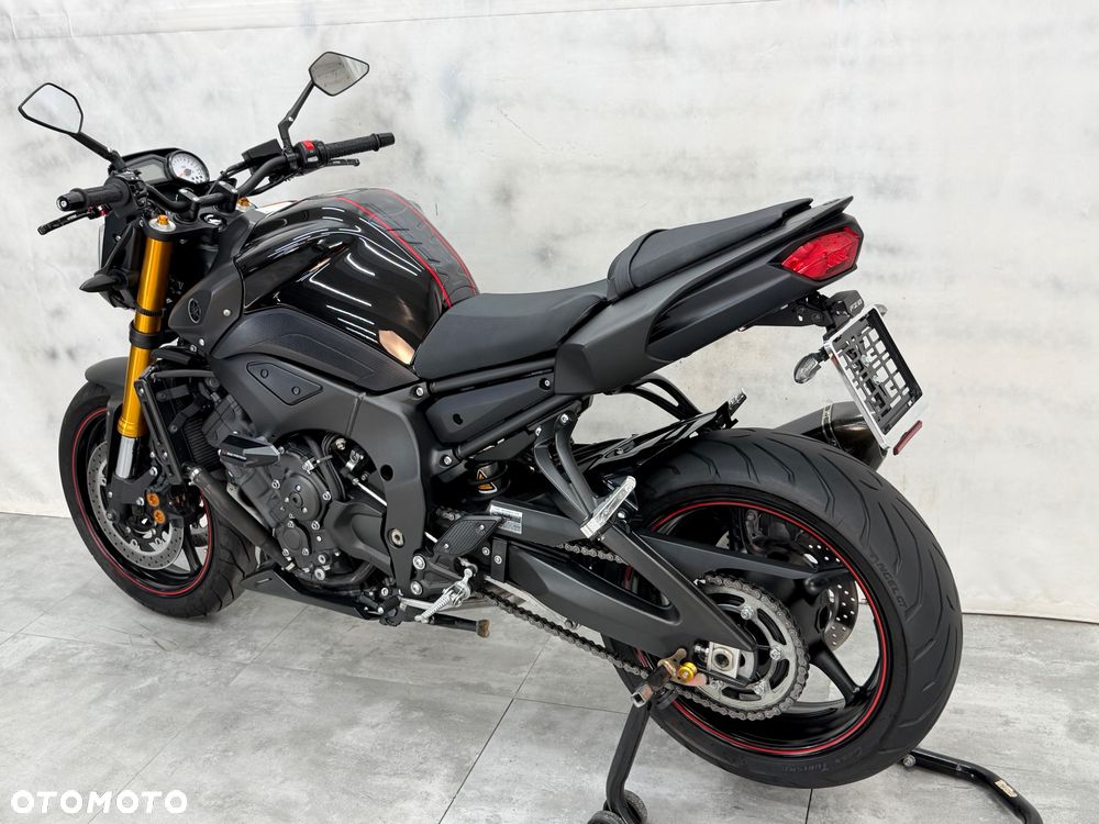 Yamaha FZ8 - 16