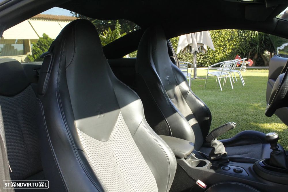 Peugeot RCZ 1.6 THP SE Black Yearling - 20